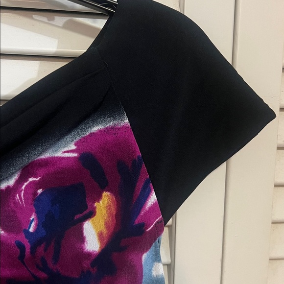 Maggy London Women’s Size 4 Black Dress with Floral Print & Boat Neck - Picture 5 of 5